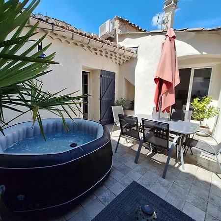 La Bonbonniere Gite De Charme Avec Jacuzzi Malaucene Ngoại thất bức ảnh